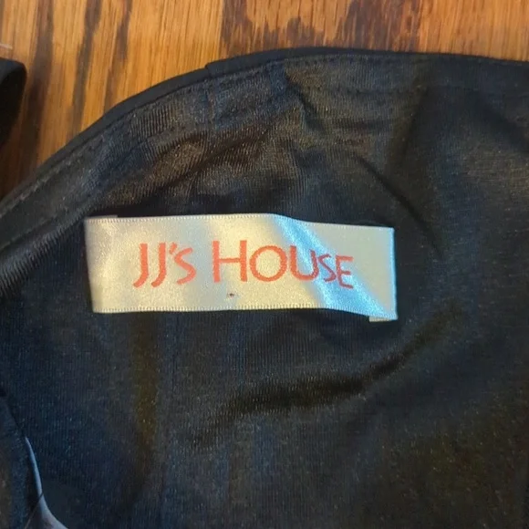 JJs House Black Off-Shoulder Long Sleeve Fishtail Gown NWT Sz 6 - Picture 4 of 10